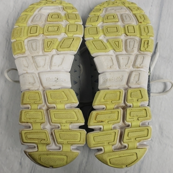 REEBOK Running 8 1/2D Grey & Yellow EUC - Picture 6 of 13